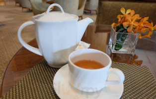Apollo Restaurant & Tavern drink