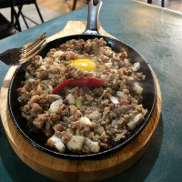Tambayan At Kainang Filipino Restaurant food