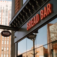 Earth to Table Bread Bar James Exterior
