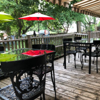 The Saylor House Cafe And B&b Exterior