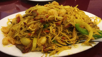 Yan's Restaurant food