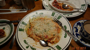 Olive Garden food