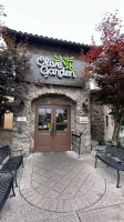 Olive Garden outside