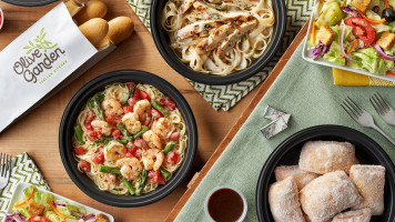 Olive Garden food