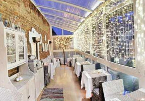 Sammy J's Grill & Bar Langley Dentro