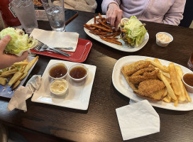 Red Robin Gourmet Burgers And Brews Essen