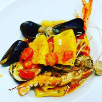 Riverside And Lounge food