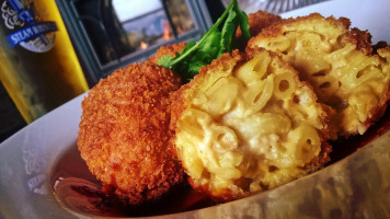 Bowen Island Pub Essen