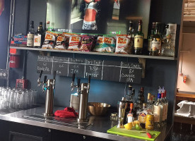 Evermoore: Island Dining Brewing Boisson