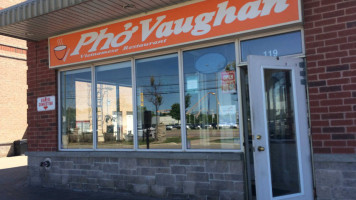 Pho Vaughan Outside