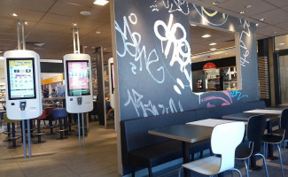 Lightkeepers Seafood Dentro