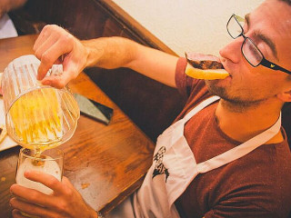 Dubh Linn Gate Irish Pub