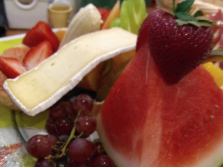 Cora Breakfast & Lunch