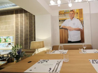 Chuck's Roadhouse Grill