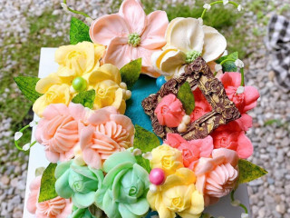 The Flower Cake Café
