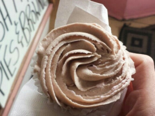 Sweet Trolley Bakery