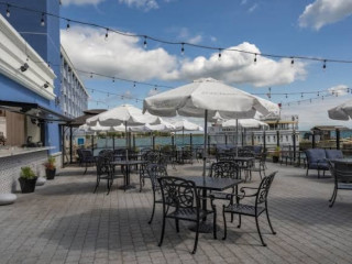 Holiday Inn Kingston-waterfront, An Ihg