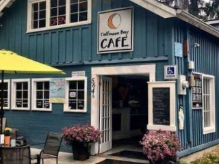 Halfmoon Bay Cafe
