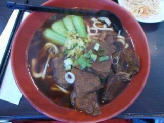 Mei Nung Beef Noodle House