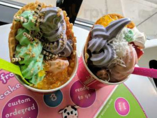 Menchies on 8th