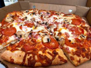 Pizzaxl's Pizza