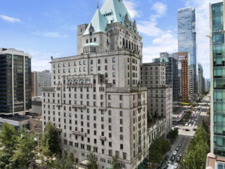 Fairmont Vancouver Holiday Offerings
