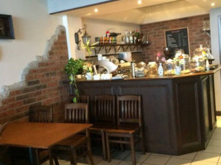 Mangia Mangia Eatery Cafe