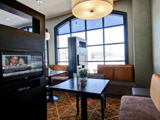 The Bistro at Courtyard