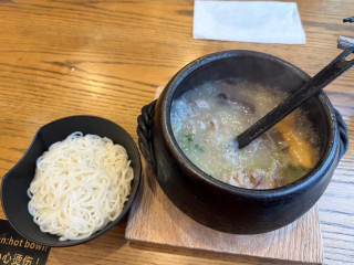 Yunshang Rice Noodle House