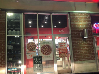 Domino's Pizza-Ottawa Carling Ave