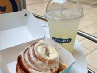 Cinnabon