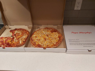 Papa Murphy's Pizza Take N Bake Pizza Chain)