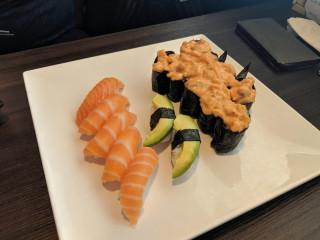 Sushi Jet (larry Uteck)
