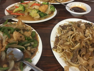 Mea Mei Wok Eatery