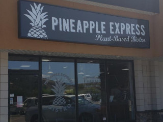 Pineapple Express Smoothie Bistro