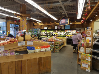 Red Barn Market