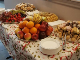 Breton Family Dining