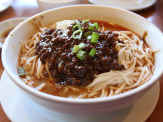 Long's Noodle House