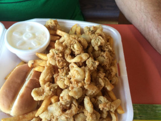 Chez Leo Fried Clams