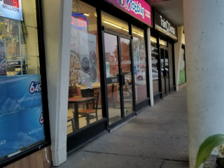 Baskin Robbins