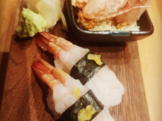 Tomo Sushi