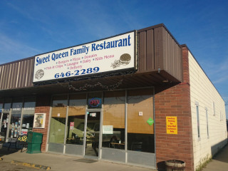 Sweet Queen Family Restaraunt