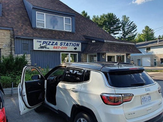 Pizza Station