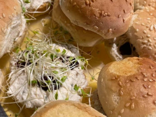 Epicuriens Cie Service De Traiteur