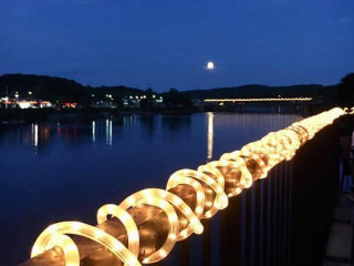 River Pub