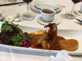 Dynasty Seafood Restaurant