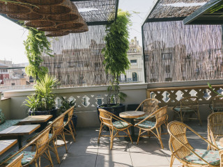 restaurant image