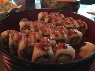 Momo Sushi