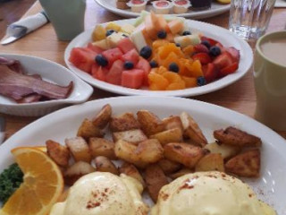 Eggcellent P'eats