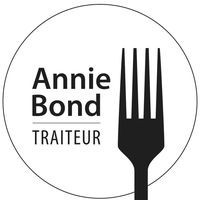 Annie Bond, Traiteur